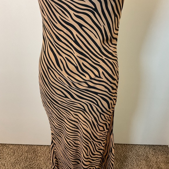 14. Nasty Gal Zebra Print Cowl Neck Swim Coverup - Brown and Black Size 6 - Picture 5 of 10